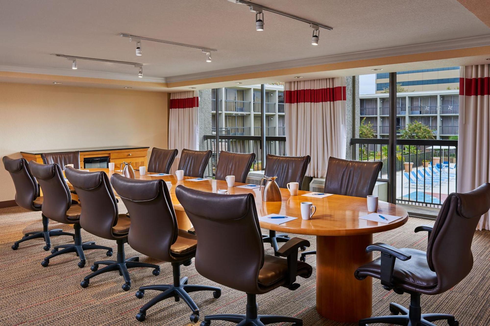 Four Points By Sheraton Little Rock Midtown Екстер'єр фото